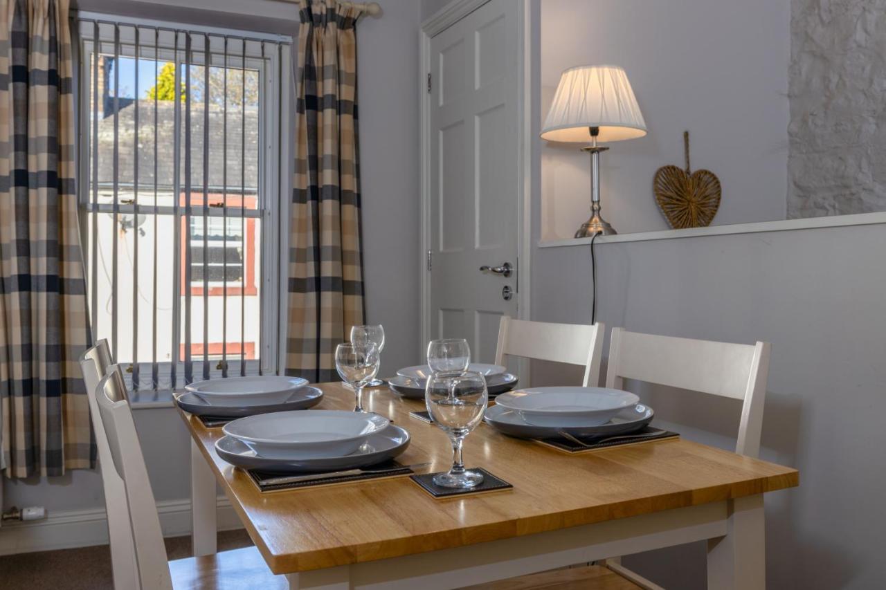 Brampton Holiday Homes - The Mews Apartment Екстериор снимка