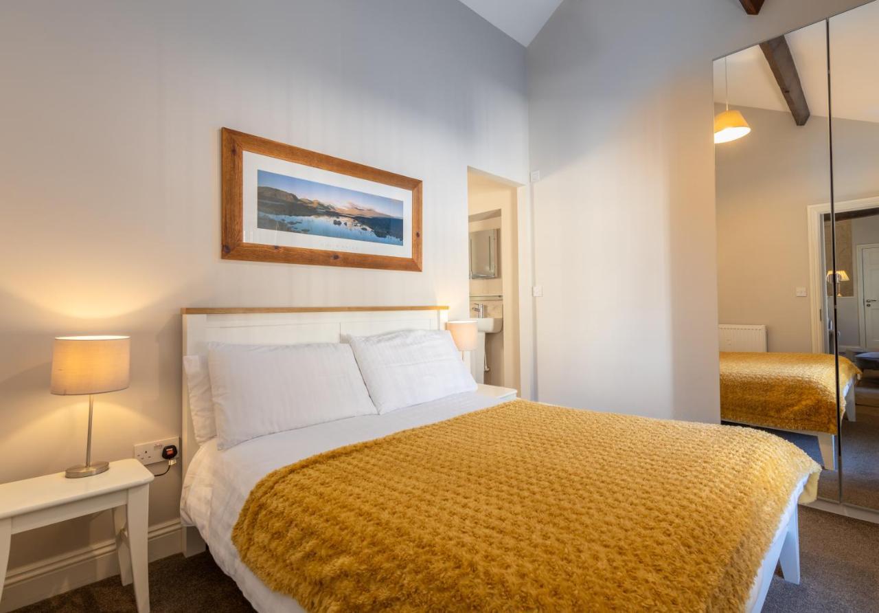 Brampton Holiday Homes - The Mews Apartment Екстериор снимка